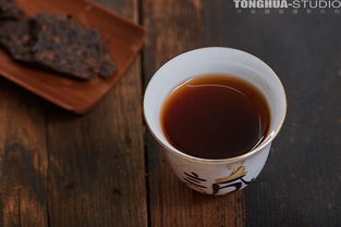 靜物攝影中的技藝與科技融合——以濟(jì)南茶葉商品攝影為例